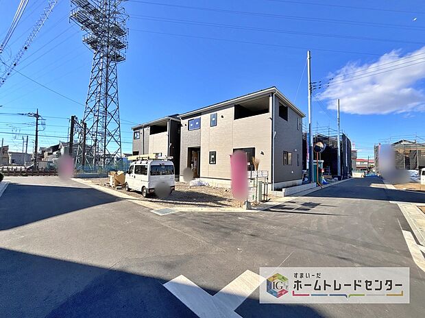 【前面道路含む現地写真】◆平日・お仕事帰りなど、いつでもご案内させていただきます！デザイン・目に見える設備面も大切ですが、耐震構造で地震に強い家の為、次代へ繋ぐ強固な住宅です。