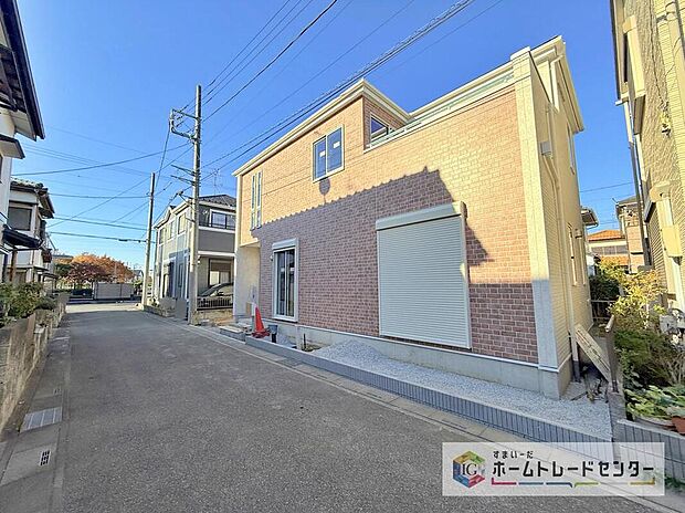 【現地外観写真】資料請求やご案内も即日対応いたします♪同じ施工例の物件見学や、完成イメージプレゼンテーションも承っております。どのような建物が建つか、間取りの広さは？など気になる点を一つ一つご説明させていただきます。