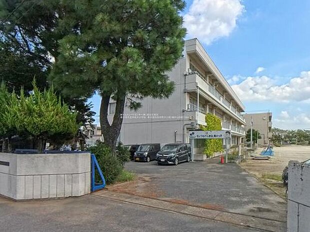 春日部市立南桜井小学校(約1,760m)