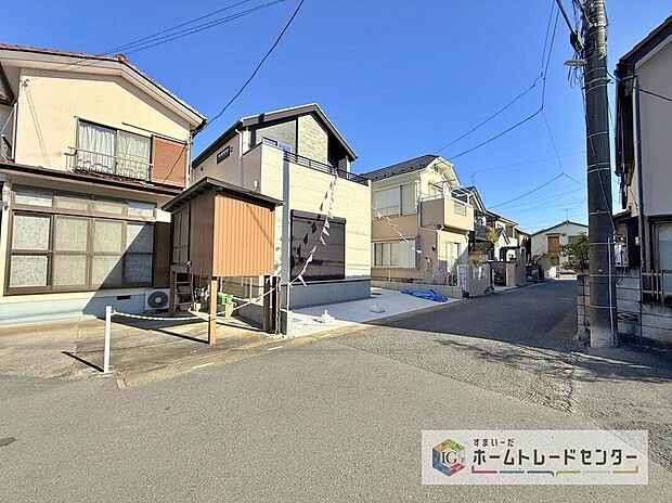 【前面道路含む現地写真】土日のご予約はもちろん、平日やお仕事のお時間に合わせてのご案内も実施しています。まずはお客様のご都合をお伺いさせて頂き、それに合う形で物件のご紹介をさせていただきます。お気軽にお問い合わせください。