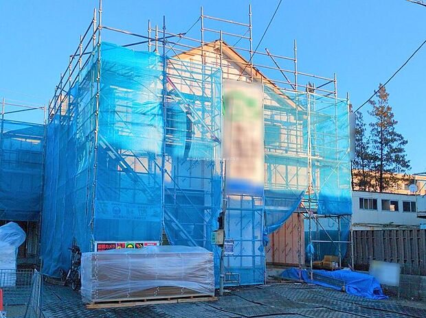 【現地外観写真】資料請求やご案内も即日対応いたします♪同じ施工例の物件見学や、完成イメージプレゼンテーションも承っております。どのような建物が建つか、間取りの広さは?など気になる点を一つ一つご説明させていただきます。