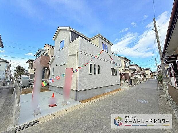 【現地外観写真】資料請求やご見学は即日対応可能♪陽当りや通風など住みやすさの工夫が満載。資料に載っていない街並みや周辺環境は、ぜひ現地で実際にお確かめください。