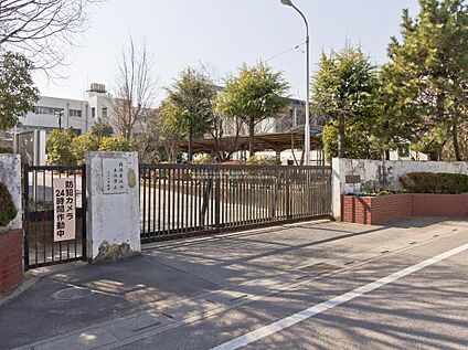 春日部市立大沼中学校 310ｍ(徒歩4分)