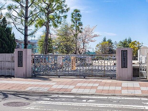 春日部市立粕壁小学校（約1,300m）