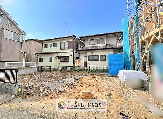 【現地外観写真】資料請求やご案内も即日対応いたします♪同じ施工例の物件見学や、完成イメージプレゼンテーションも承っております。どのような建物が建つか、間取りの広さは？など気になる点を一つ一つご説明させていただきます。
