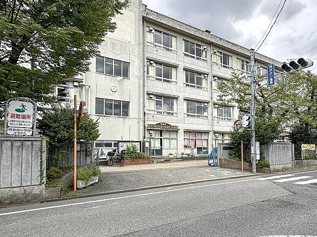 草加市立両新田小学校（約1,000m）