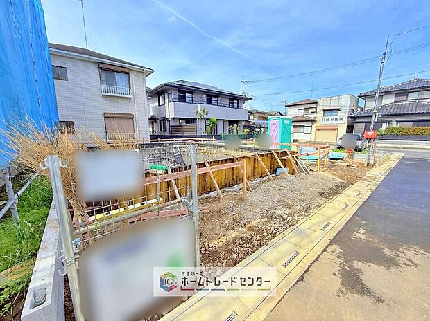 【現地写真】建築前だからこそ、陽当たりや敷地の広がりをしっかりご確認いただけます。これから理想の住まいが形になっていく、完成が待ち遠しい新築住宅♪