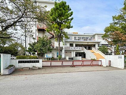 越谷市立大袋中学校 1360m (徒歩17分)