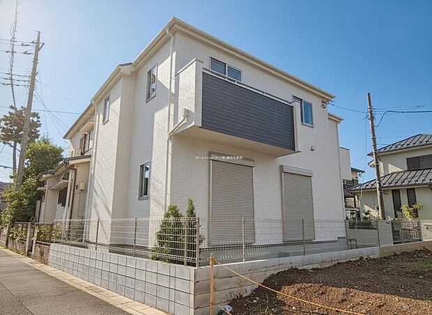 【現地外観写真】資料請求やご見学は即日対応可能♪陽当りや通風など住みやすさの工夫が満載。資料に載っていない街並みや周辺環境は、ぜひ現地で実際にお確かめください。
