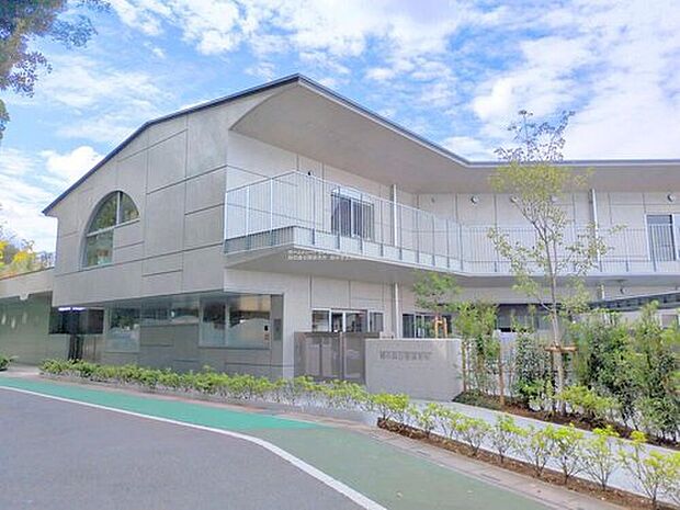 越谷市立緑の森公園保育所(約620m)