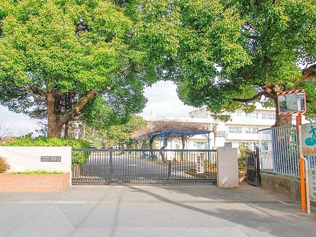 春日部市立宮川小学校（約1,400m）