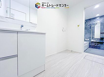 【洗面所】