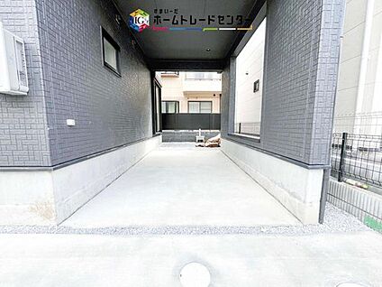 【ビルトインガレージ】