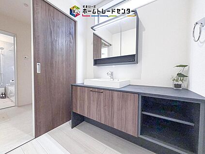 【洗面所】