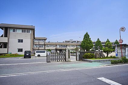 守山市立河西小学校 約1120～1280m(徒歩14分～16分)