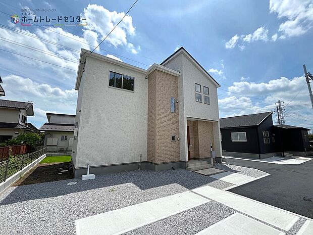 2号棟外観◆建物完成しておりますので中ご覧いただけます♪