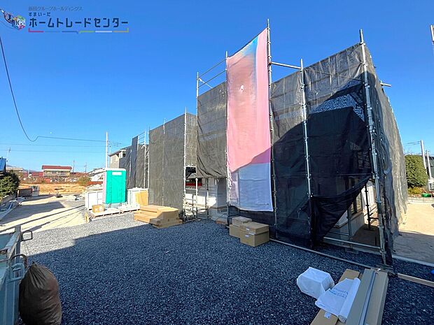 地震の揺れに耐える「耐震性能」と、揺れを抑えて住宅へのダメージを軽減する「制震性能」のふたつの備えで住宅を守ります。建築基準法の1.5倍の壁量に達する性能を誇ります。