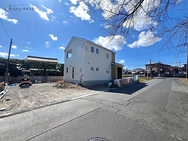 飯田グループホールディングス唯一の販売専門会社のホームトレードセンターの社員が直接、当物件をご案内いたします。見学希望、資料請求等、お気軽にお問い合わせくださいませ♪