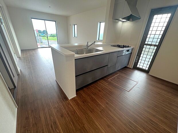 【キッチン】2号棟