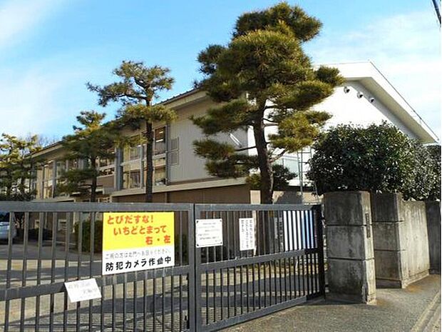前橋市立城南小学校（約1,100m）