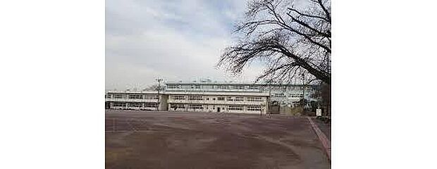 前橋市立時沢小学校（約450m）