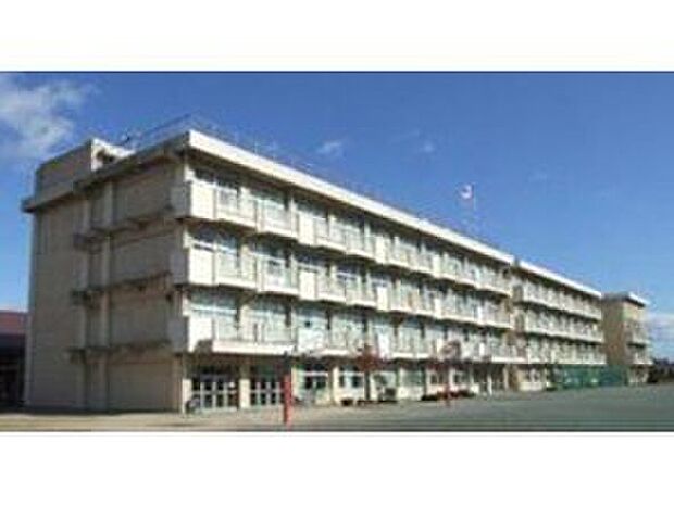 前橋市立箱田中学校（約1,200m）