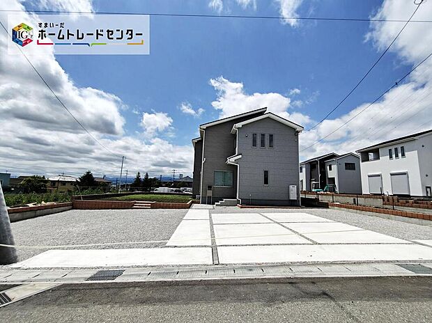 【前面道路含む現地写真】◆4号棟◇気になった物件すぐにご見学対応させていただきます♪平日・お仕事帰りなど、いつでもご案内可能です♪実際に現地をご覧になりませんか!