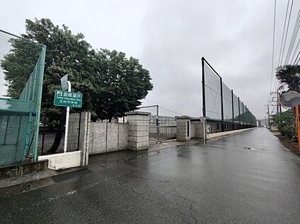 玉村町立玉村中学校 750m (徒歩10分)