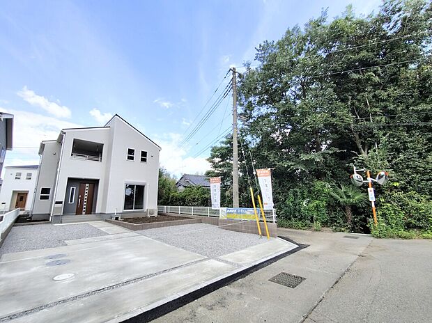 【現地外観写真】5号棟◆◇当日のご見学予約も承ります。ご不明点等、スタッフがしっかりと説明させていただきます！