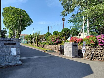 高崎市立箕郷中学校 1900m(徒歩24分)