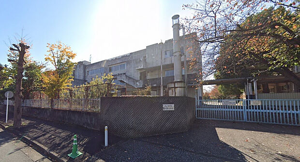 長久保小学校（約1,136m）