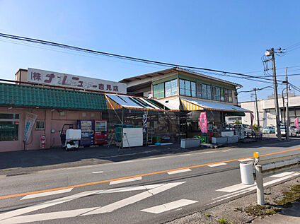 ナカムラストア吉見店 673m