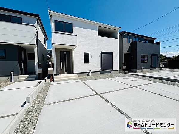 「富士市中之郷」全３棟
南向きの日当たり良い立地です