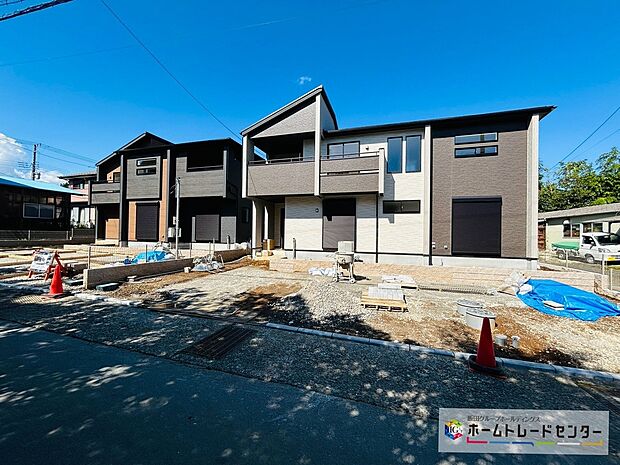 「御殿場市川島田」９月完成予定となります
南道路が接する日当たり良い立地です