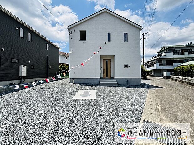 【現地外観写真】１号棟玄関付近