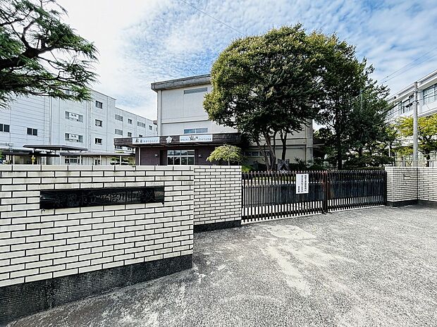 安倍川中学校(約1,312m)