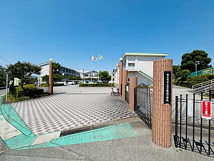 富士根南小学校 1800ｍ(徒歩23分)