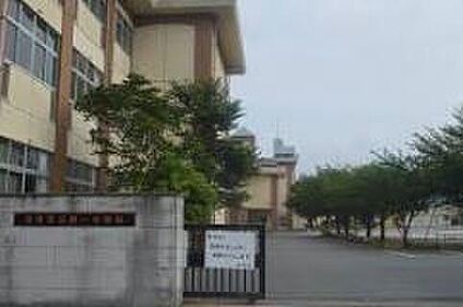 沼津第一小学校 850ｍ(徒歩11分)