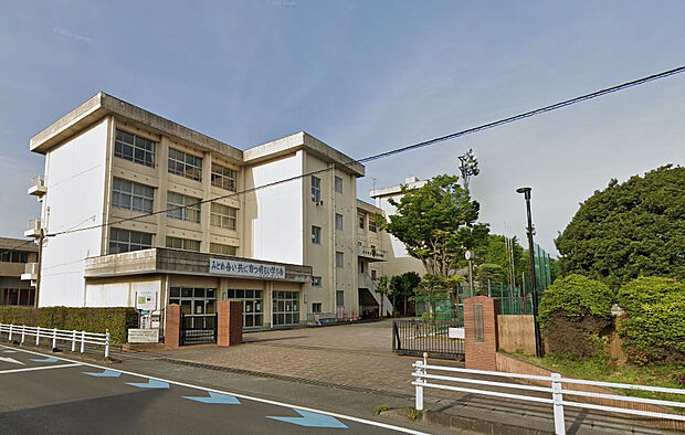 清水中学校(約2,500m)