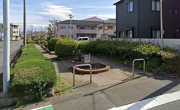 蛇松緑地(約200m)