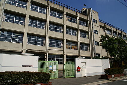 加納小学校 300ｍ～480ｍ(徒歩4分～6分)