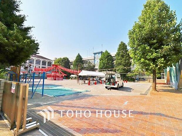 江戸川区立平井小学校(約194m)