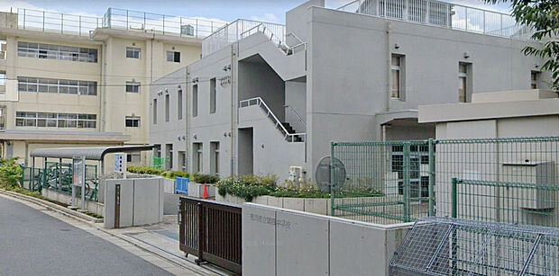 市川市立第四中学校（約900m）