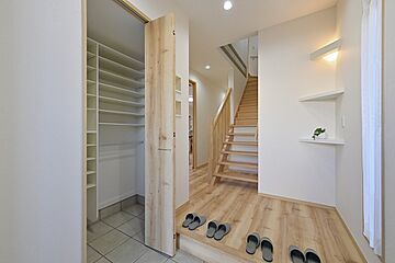 新築分譲住宅　益城町役場前II　NO5　省エネ基準適合住宅 その他