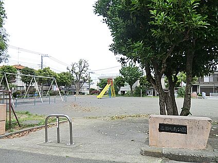 名瀬町南公園 500m(-)