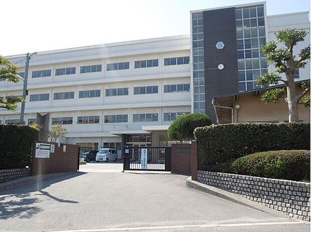 広島市立翠町小学校（約282m）