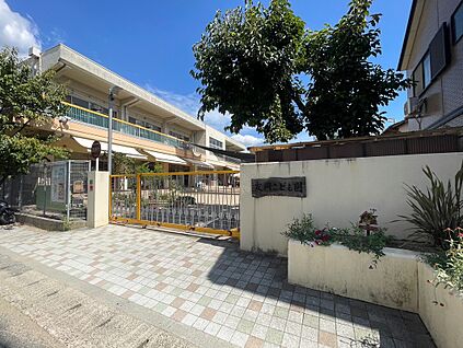 友岡こども園 約638ｍ(徒歩8分)