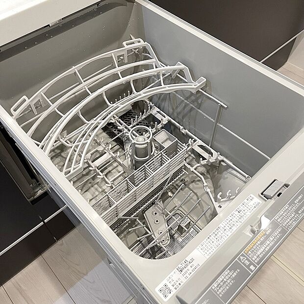 【食器洗い乾燥機】■後片付けをサポート!食事後の家族のくつろぎタイムもゆっくりともてます♪
■朝食準備や送り迎え…と忙しいママも大助かり!(ドリームタウン仕様例)