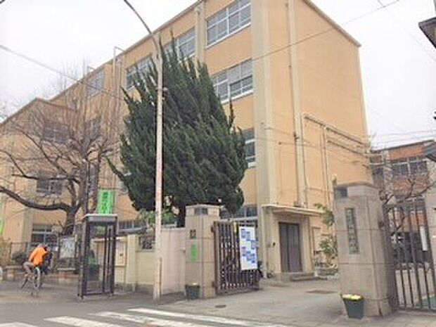川岡小学校