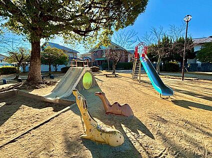 松園児童公園 約700ｍ(徒歩9分)